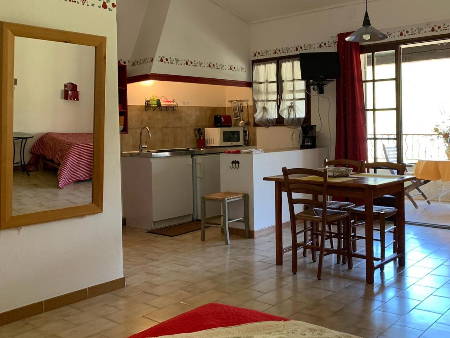 Gite La Loge 142 Route De Carpentras 84210 ונאסק מראה חיצוני תמונה