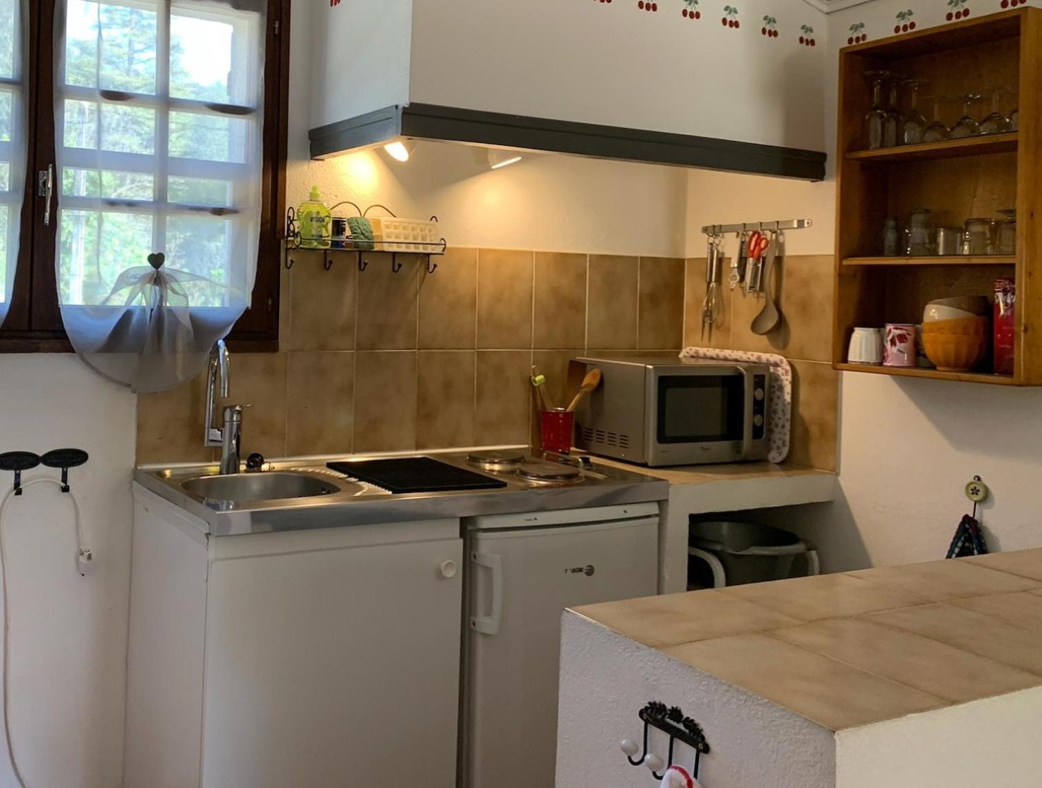 Gite La Loge 142 Route De Carpentras 84210 ונאסק מראה חיצוני תמונה